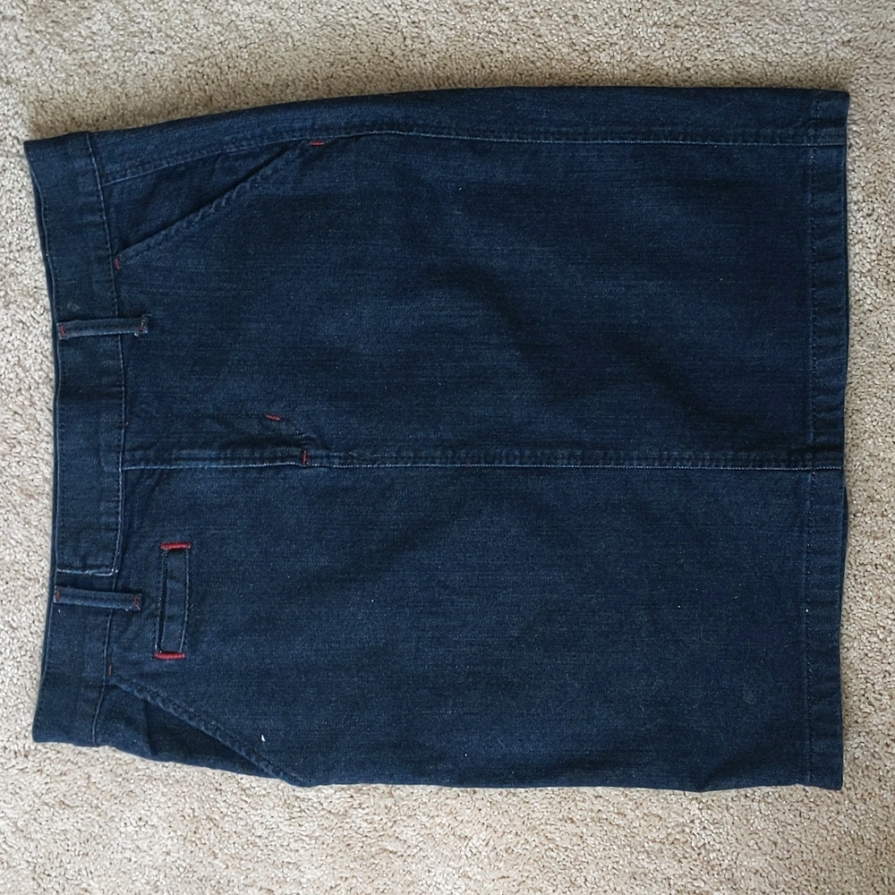 Old Navy Size 8 Denim Skirt